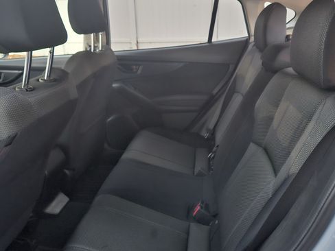 Used 2021 Subaru Crosstrek 2.0i image 9