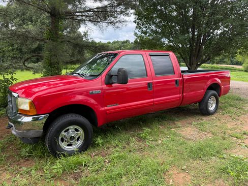 Used 2001 Ford F250 4x4 Crew Cab Super Duty image 1