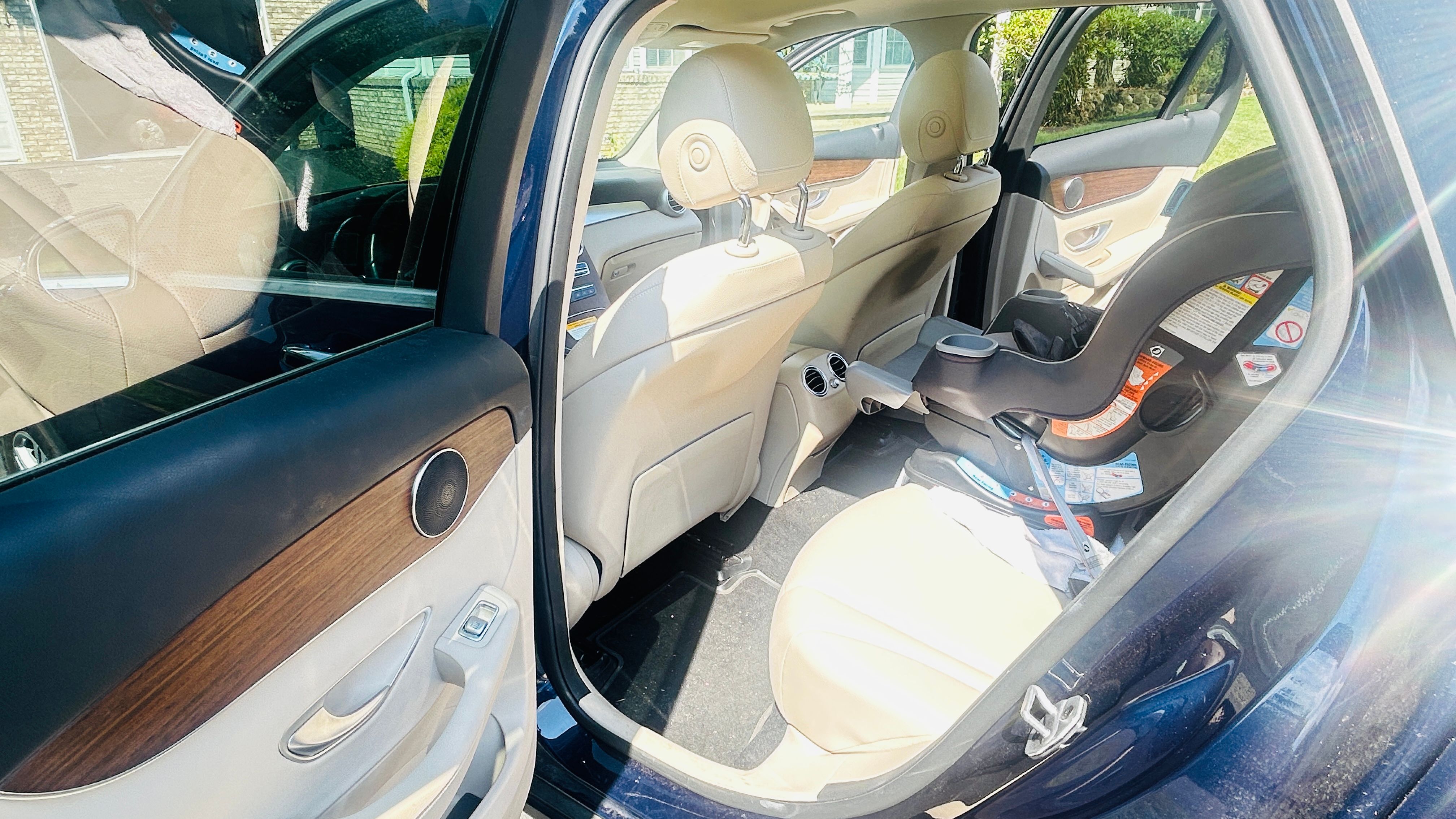 Used 2022 Mercedes-Benz GLC 300 4MATIC image 12