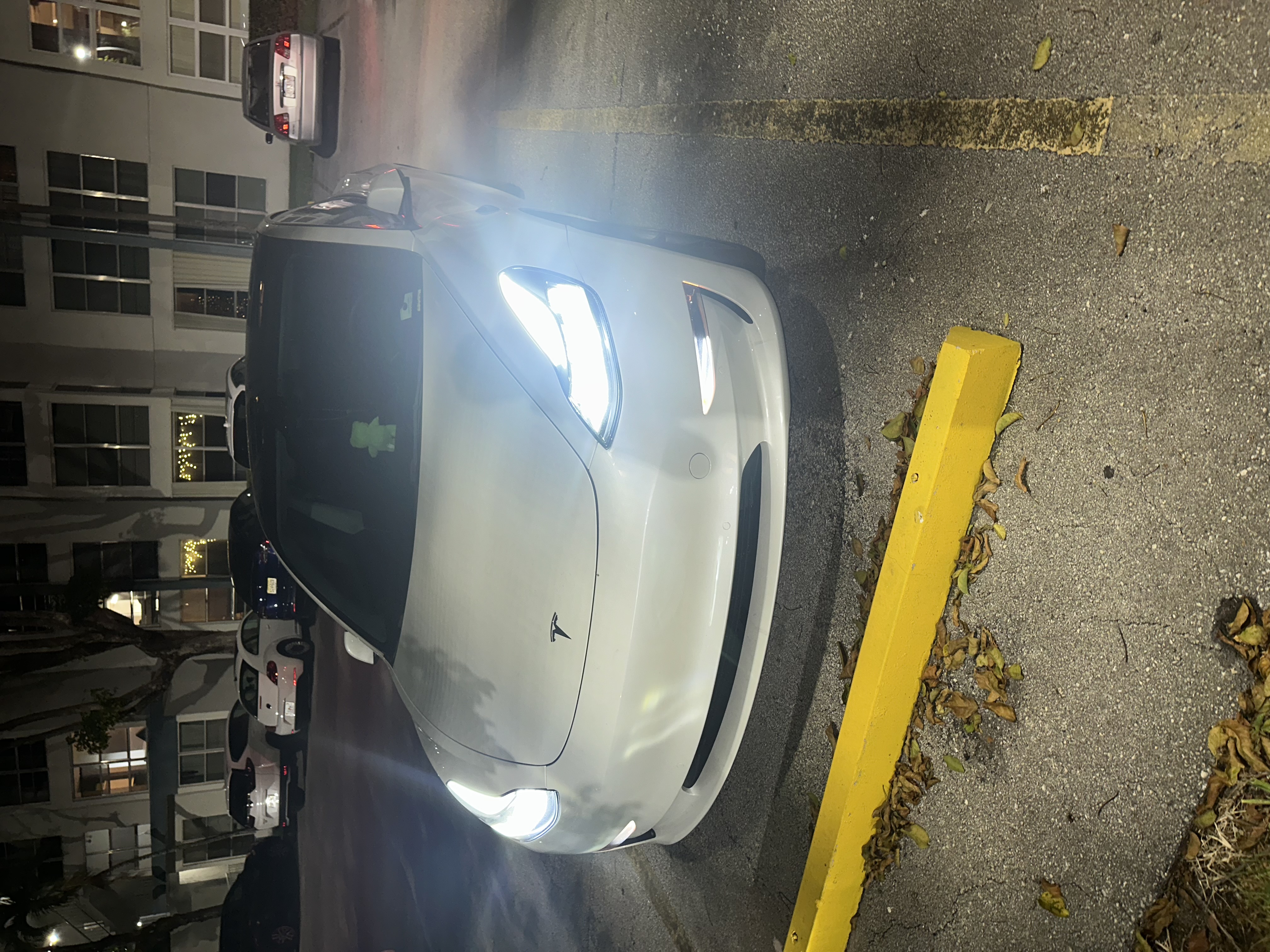 Used 2022 Tesla Model 3 Long Range AWD/4WD image 5