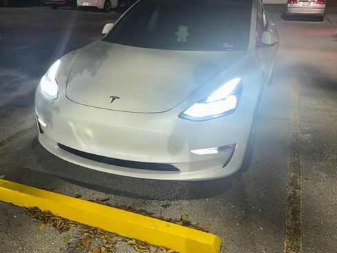 Used 2022 Tesla Model 3 Long Range image 5