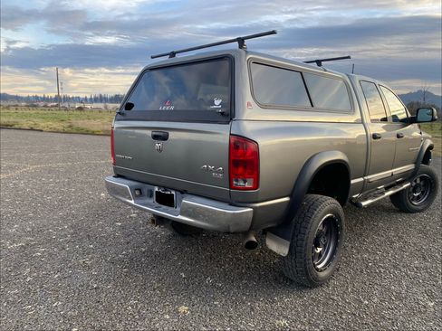 Used 2006 Dodge Ram 3500 Truck SLT w/ Quad Cab Big Horn Value Group image 6