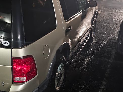 Used 2003 Ford Explorer Sport XLT image 6