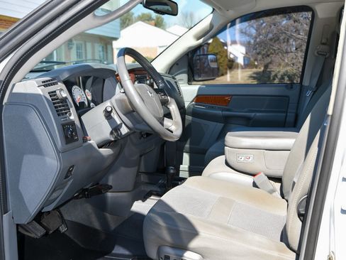 Used 2006 Dodge Ram 3500 Truck SLT image 28