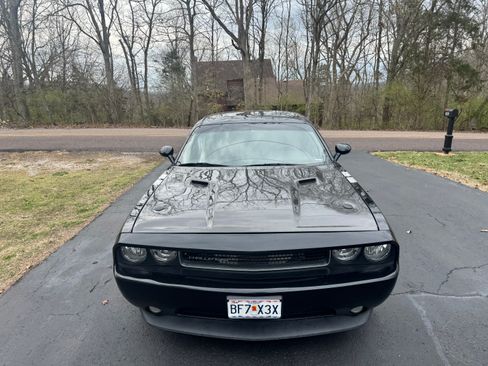 Used 2012 Dodge Challenger R/T Plus image 9