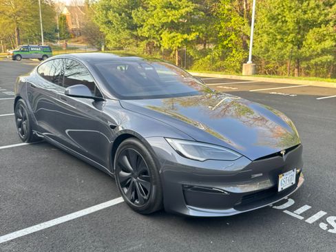 Used 2022 Tesla Model S Standard Range image 13