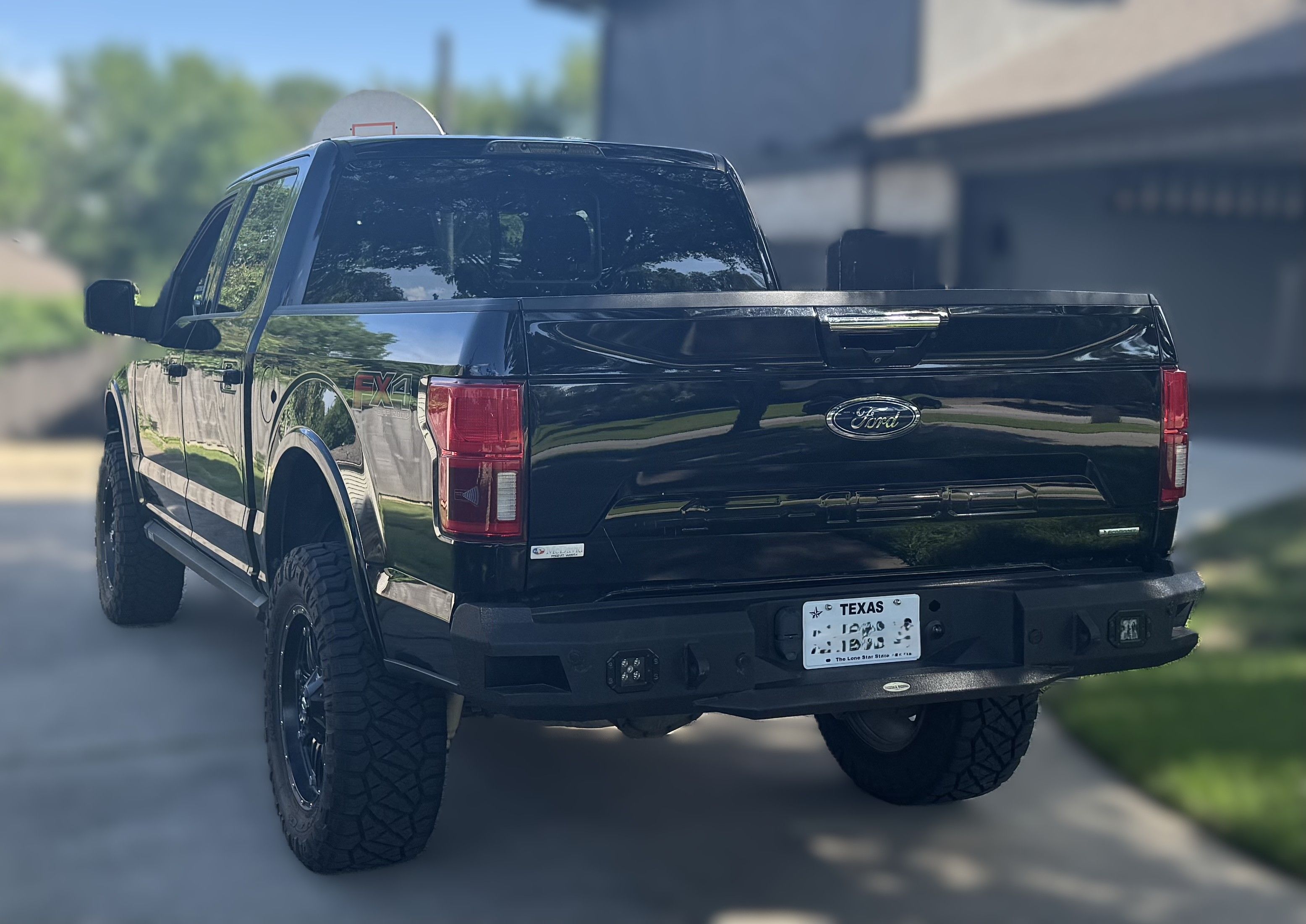 Used 2018 Ford F150 Lariat AWD/4WD image 5