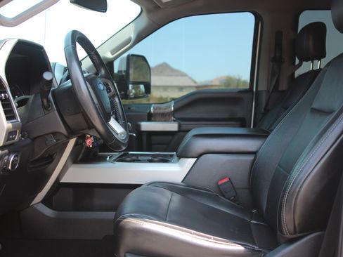 Used 2019 Ford F350 Lariat w/ Lariat Value Package image 9