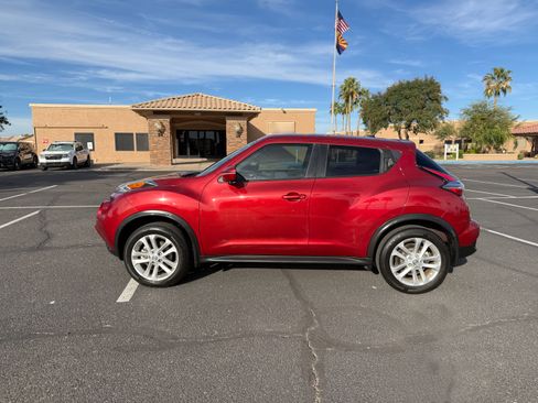 Used 2016 Nissan Juke SL image 5