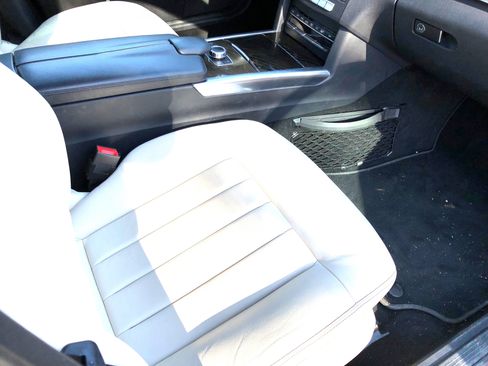 Used 2016 Mercedes-Benz E 350 E 350 Sedan 4D image 4