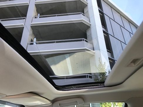 Used 2006 Chevrolet Monte Carlo LT w/ Preferred Equipment Group image 10