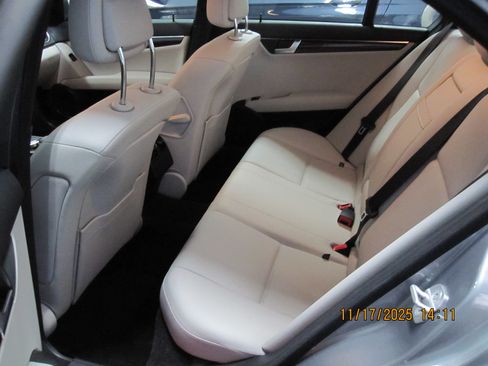 Used 2014 Mercedes-Benz C 350 Sport image 7