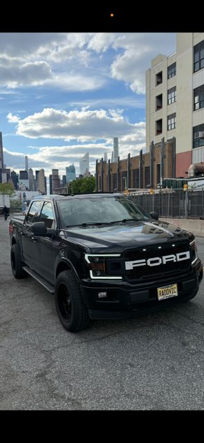 Used 2018 Ford F150 XLT w/ Equipment Group 302A Luxury AWD/4WD image 1