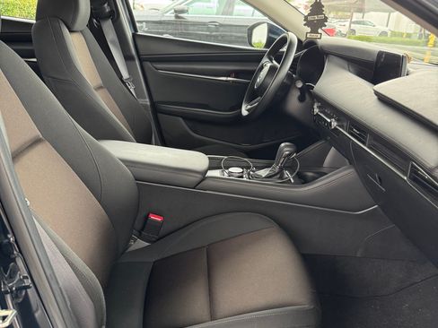 Used 2021 MAZDA MAZDA3 s image 16