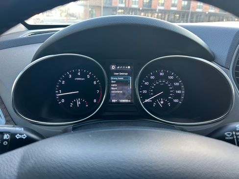 Used 2017 Hyundai Santa Fe SE Ultimate Sport Utility 4D image 16