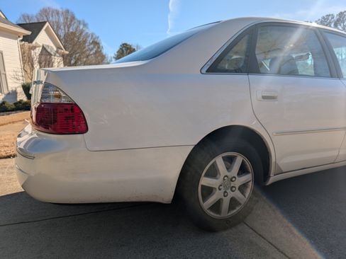 Used 2004 Toyota Avalon XL image 5
