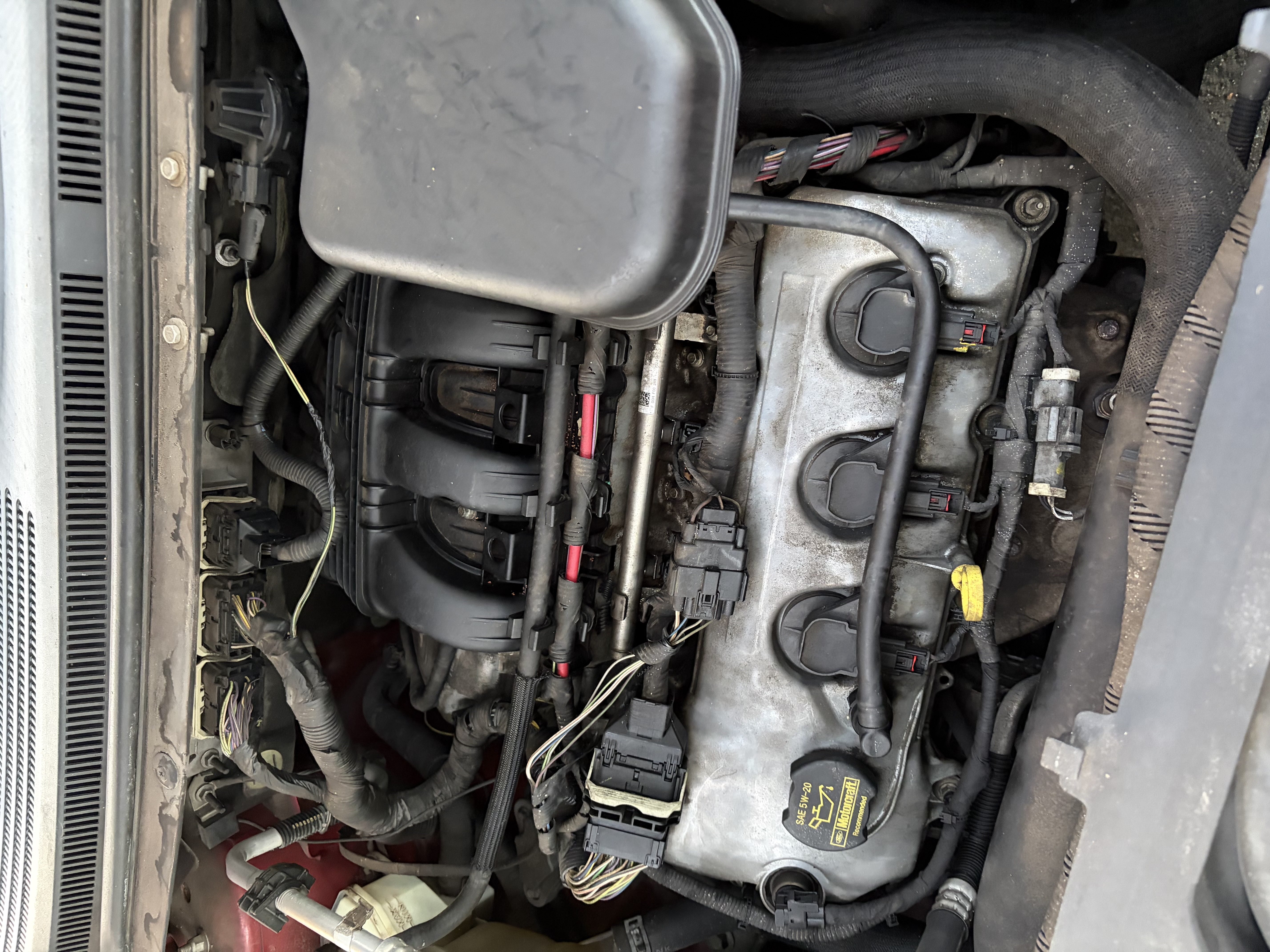 Used 2010 Ford Edge SEL FWD image 16