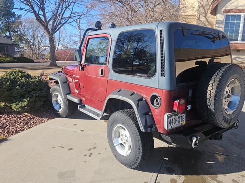 Used 2002 Jeep Wrangler Sport image 4
