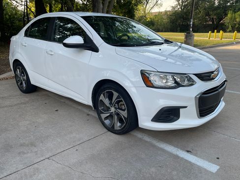 Used 2017 Chevrolet Sonic Premier image 5