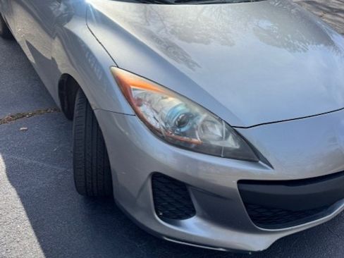 Used 2013 MAZDA MAZDA3 i Sport image 5