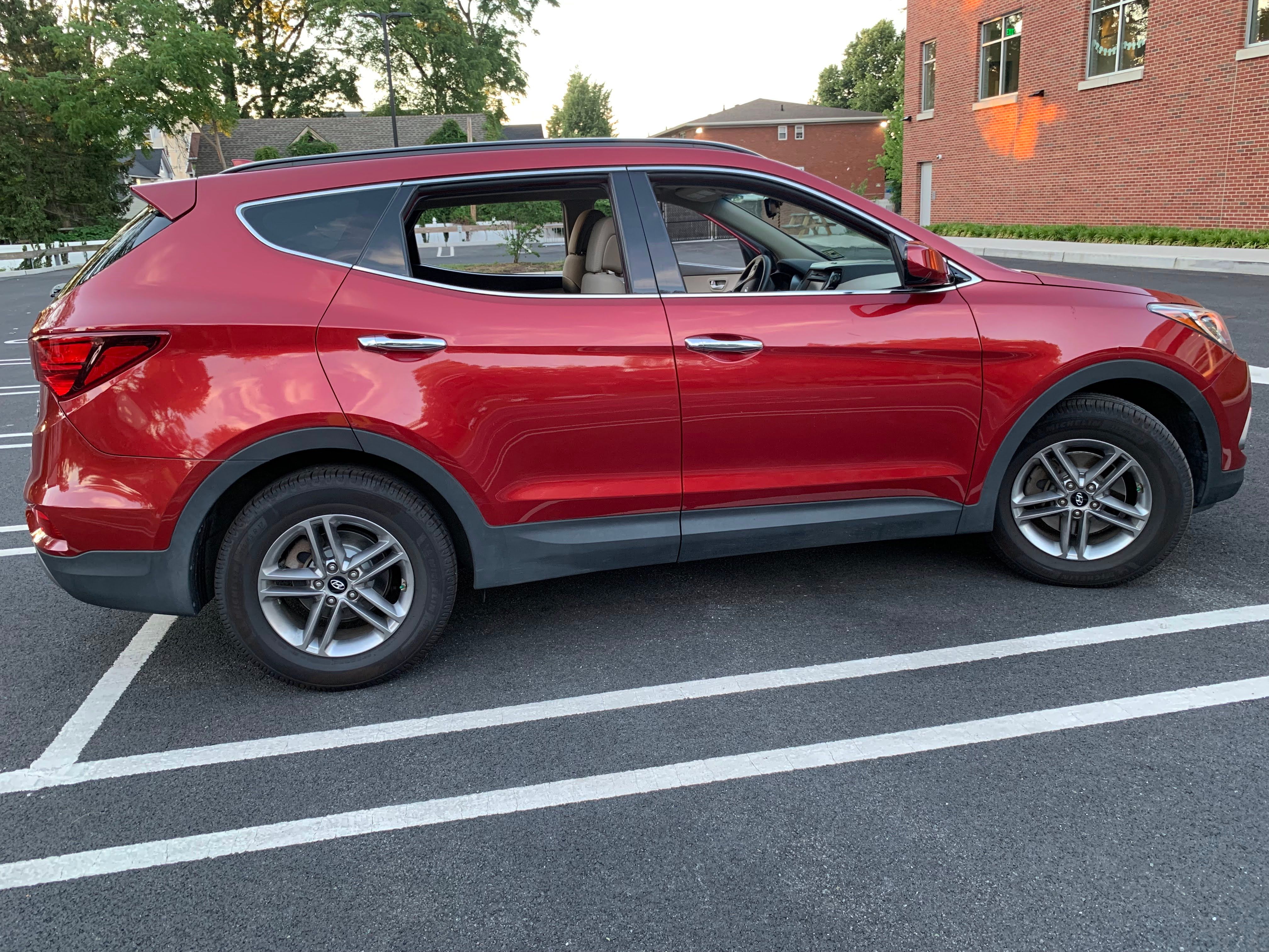 Used 2017 Hyundai Santa Fe Sport AWD/4WD image 20