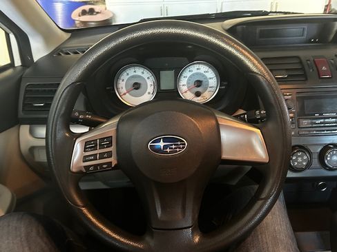 Used 2014 Subaru Impreza 2.0i image 14