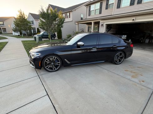 Used 2018 BMW M550i xDrive w/ Dynamic Handling Package AWD/4WD image 1