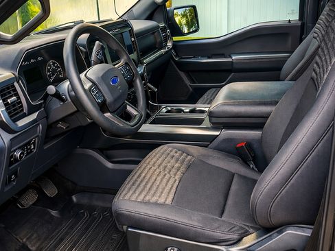 Used 2023 Ford F150 XL w/ STX Appearance Package image 8