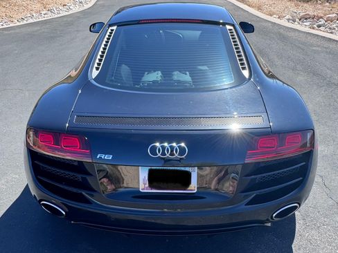 Used 2012 Audi R8 V10 AWD/4WD image 4