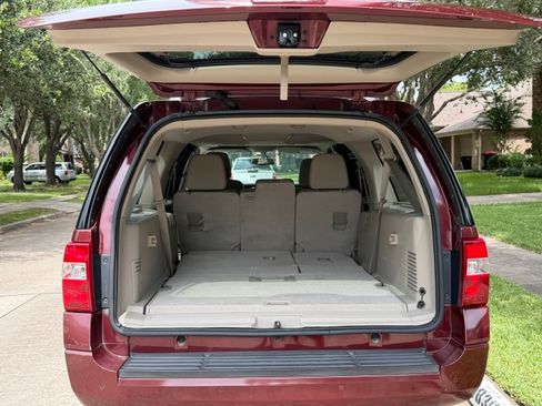 Used 2012 Ford Expedition EL XLT AWD/4WD image 6