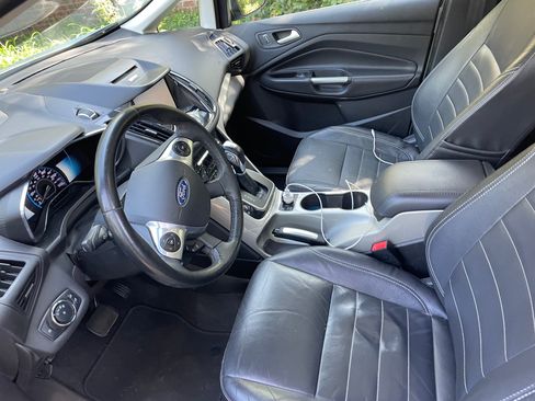 Used 2014 Ford C-MAX Energi SEL w/ Equipment Group 303A FWD image 11