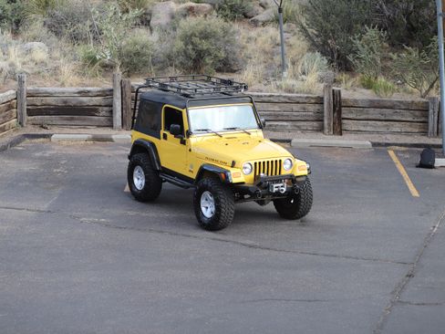 Used 2004 Jeep Wrangler Rubicon AWD/4WD image 1