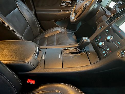 Used 2014 Ford Taurus Limited image 6