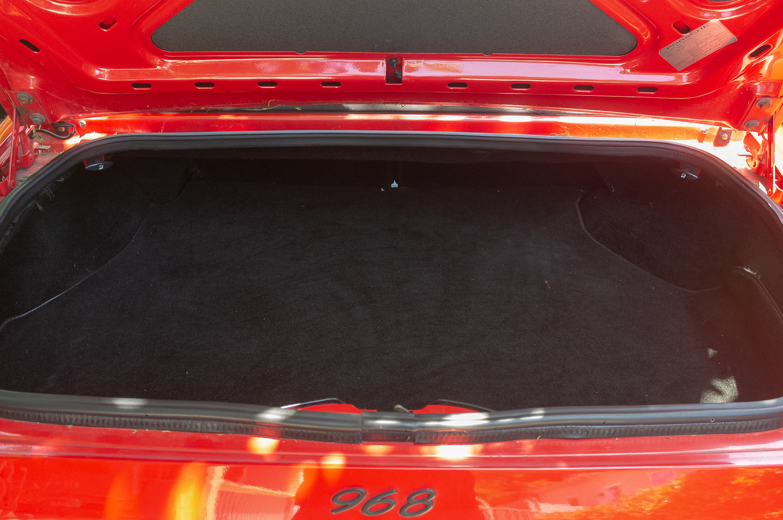 Used 1995 Porsche 968 Cabriolet RWD image 26