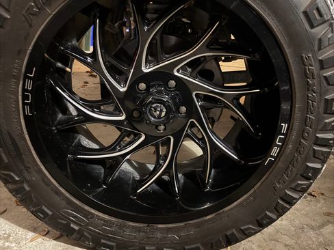 Used 2021 Jeep Gladiator Overland w/ Popular Equipment Package image 10