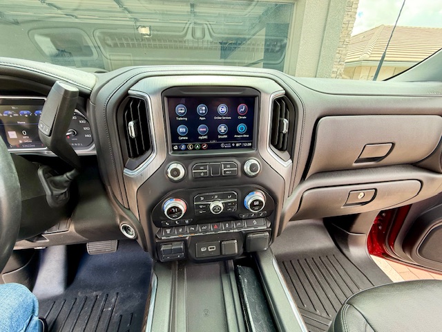 Used 2021 GMC Sierra 2500 Denali AWD/4WD image 12
