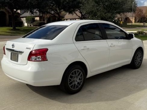 Used 2008 Toyota Yaris Sedan image 6