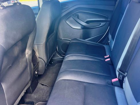 Used 2015 Ford Escape S image 16