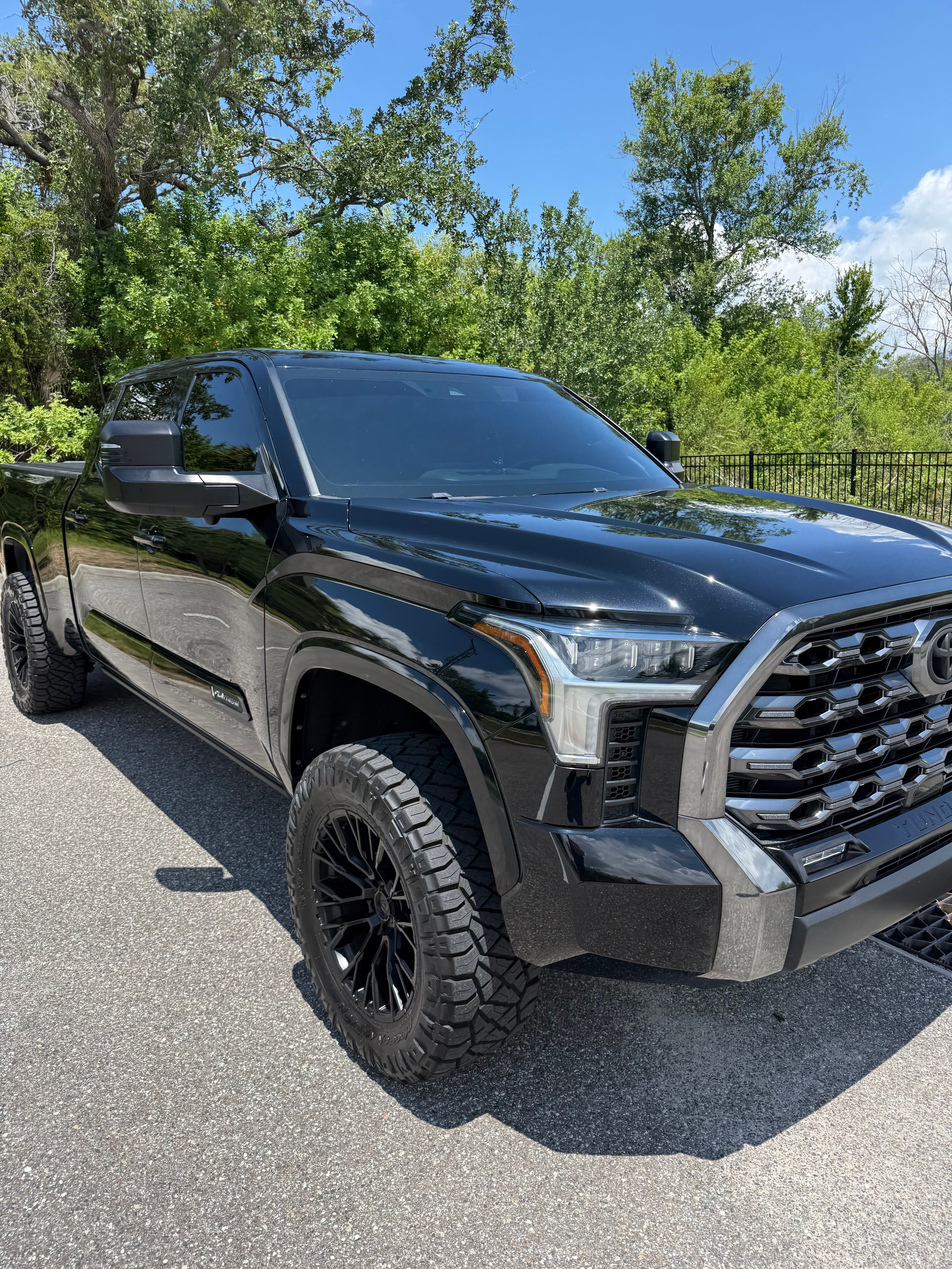 Used 2023 Toyota Tundra Platinum AWD/4WD image 4