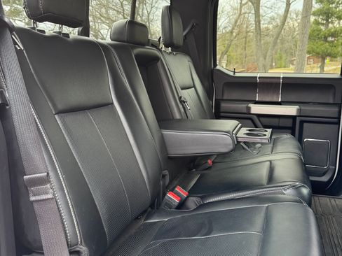 Used 2020 Ford F350 Lariat w/ Chrome Package image 10
