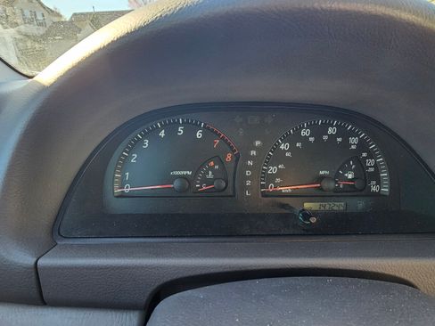 Used 2002 Toyota Camry XLE image 9