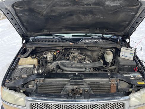 Used 2004 GMC Yukon Denali image 11