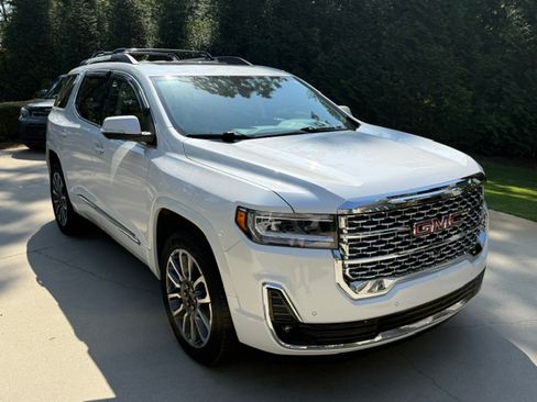Used 2021 GMC Acadia Denali w/ Denali Ultimate Package AWD/4WD image 2