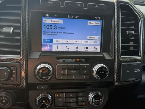 Used 2018 Ford F150 Lariat w/ Equipment Group 502A Luxury AWD/4WD image 9