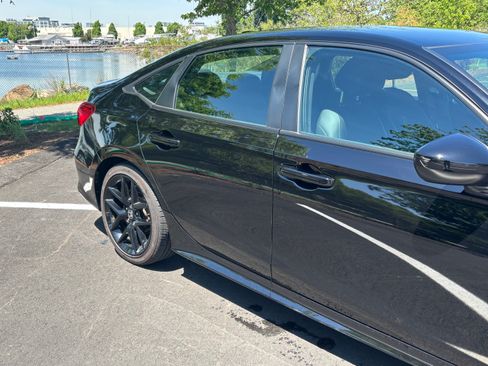 Used 2024 Honda Civic Sport image 8