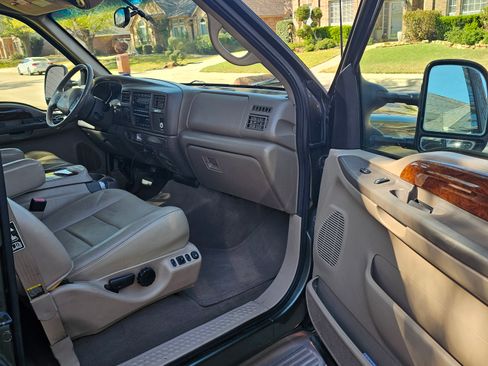 Used 2002 Ford Excursion Limited image 13