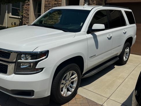 Used 2019 Chevrolet Tahoe LT image 8