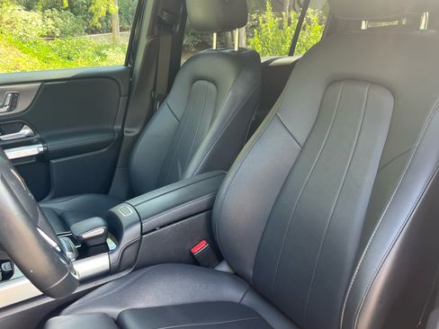 Used 2023 Mercedes-Benz EQB 250+ w/ Exclusive Package image 11