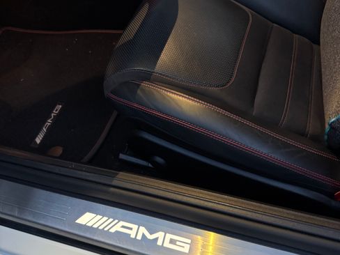 Used 2017 Mercedes-Benz SLC 43 AMG image 11