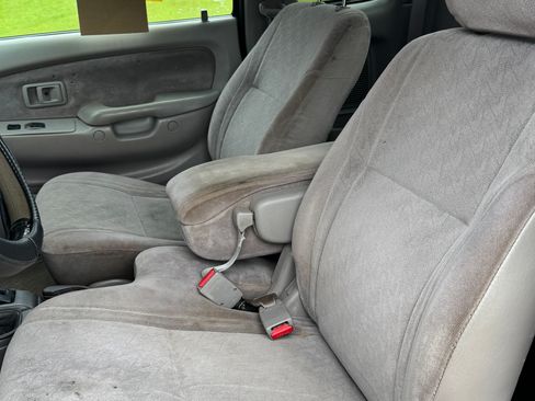 Used 2002 Toyota Tacoma 4x4 Xtracab V6 image 6